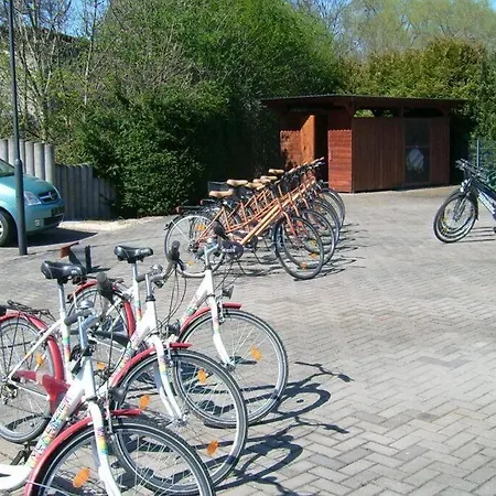 Апартаменты Fewo3 Наумбург